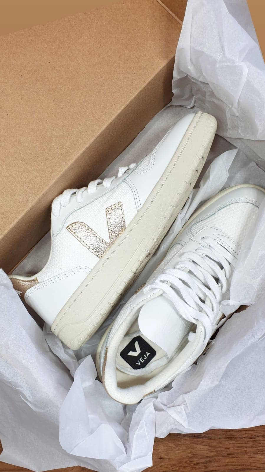 My first cruelty-free VEJA sneakers - Conscious Socials